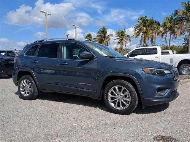 2021 jeep cherokee latitude lux