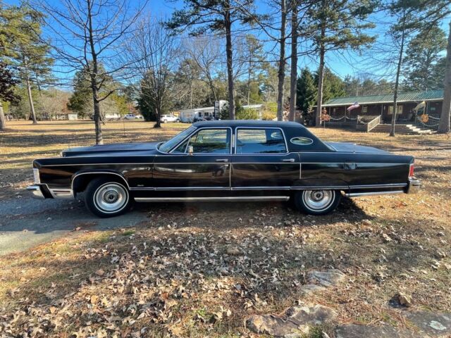 1977 lincoln town car sedan black rwd automatic town car