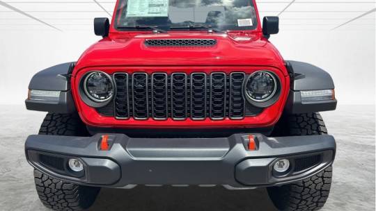 2024 Jeep Gladiator