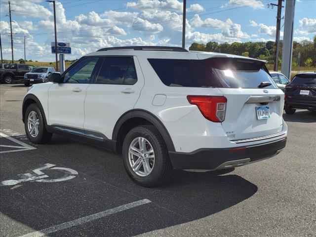 2021 ford explorer xlt