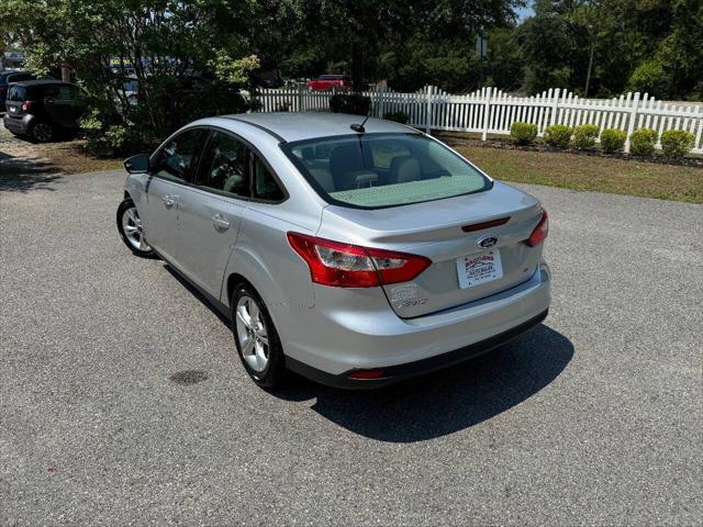 2014 ford focus se