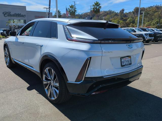 2024 cadillac lyriq luxury