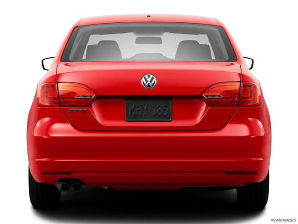 2014 volkswagen jetta in milwaukee, wisconsin