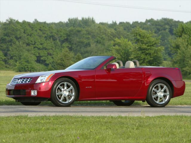 2005 cadillac xlr base