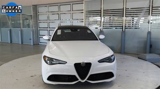 2022 Alfa Romeo Giulia