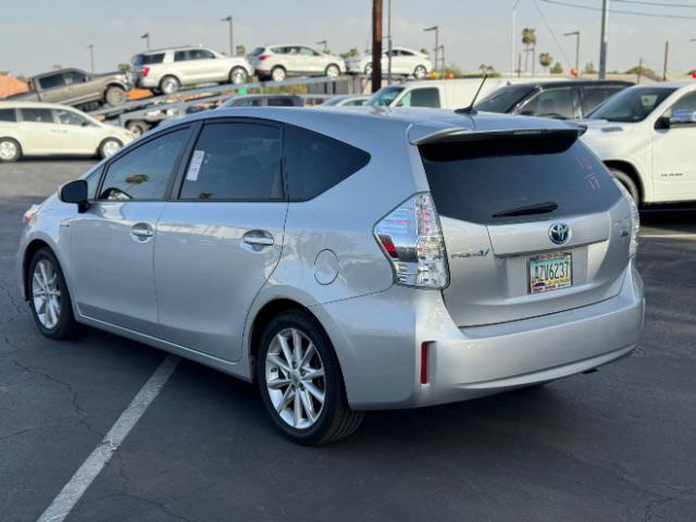 2013 toyota prius v five