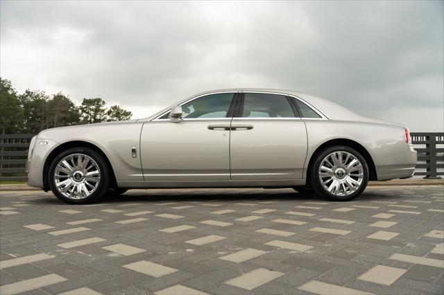 2019 rolls-royce ghost base