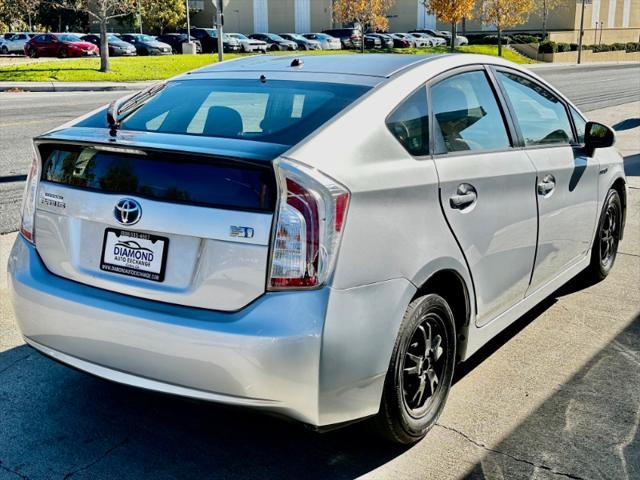2013 toyota prius two