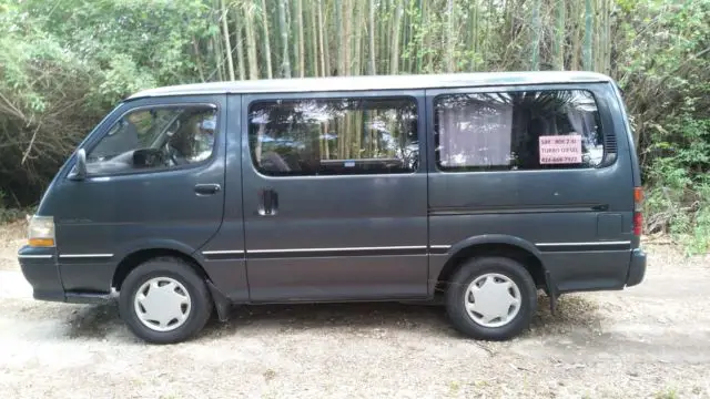 1989 toyota hiace turbo diesel camper van, 5 speed manual, vanagon, westfalia