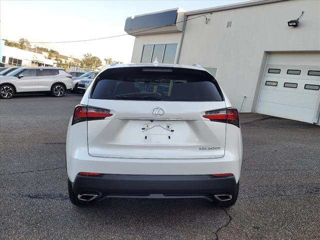 2016 lexus nx 200t base
