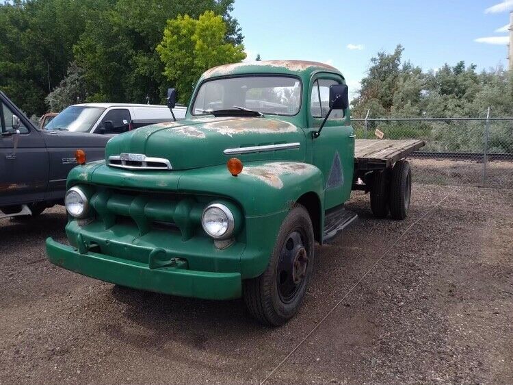 1951 ford f-5 dually flatbed truck