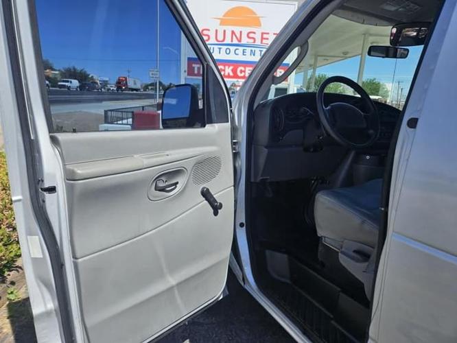 2006 ford e350 super duty passenger xlt extended van 3d in las cruces, new mexico