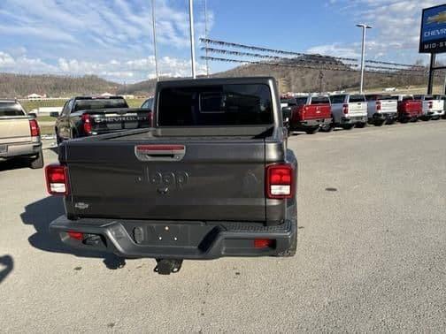 2021 jeep gladiator sport 4dr 4x4 crew cab 5 ft. box in centralia, west virginia