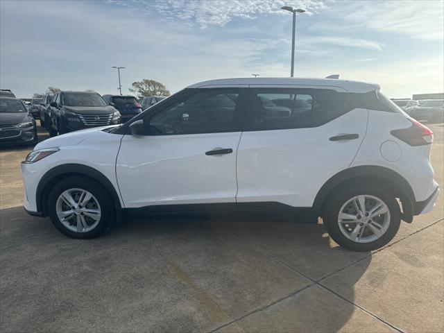 2021 nissan kicks s
