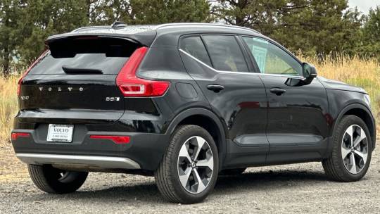 2023 Volvo XC40