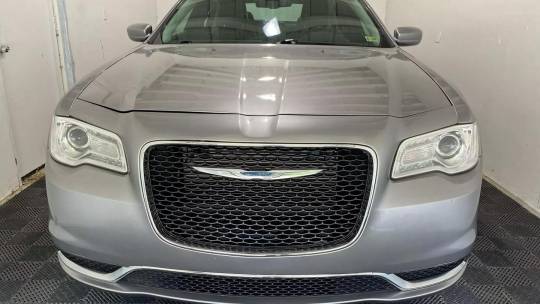 2016 Chrysler se