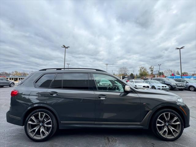 2021 bmw x7 m50i
