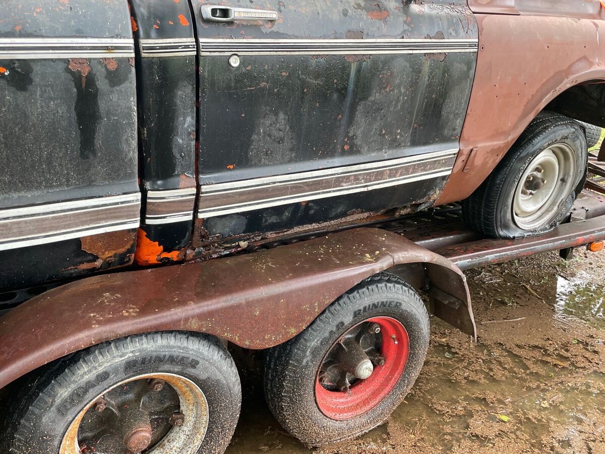 1969 chevrolet c-10 pickup black short bed automatic fleetside