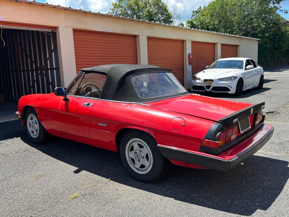 1984 alfa romeo spider veloce 2.0l engine 5-speed transmission good driver