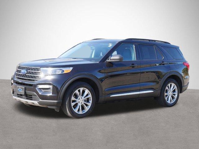 2021 ford explorer xlt