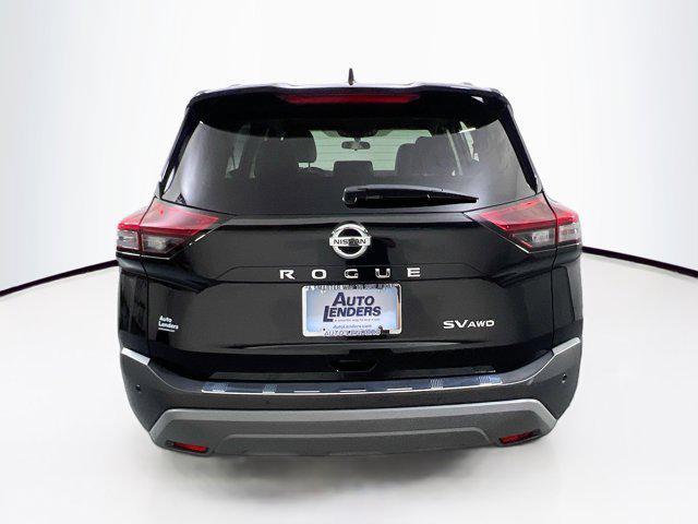 2021 nissan rogue sv