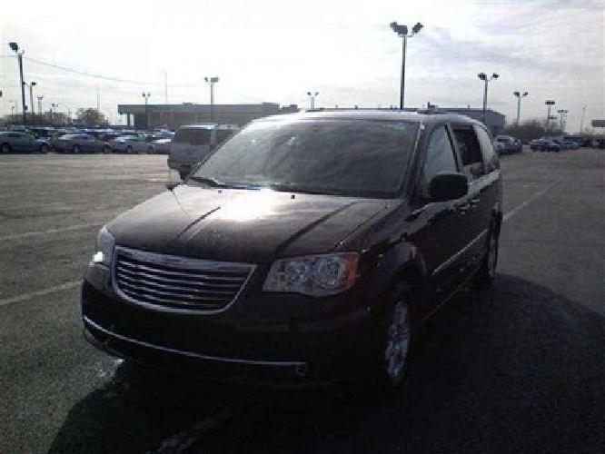 2012 chrysler town & country touring minivan 4d in west chester, pa