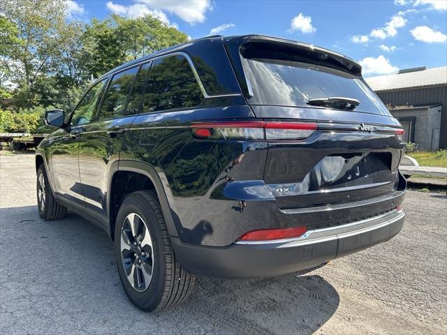 2024 jeep grand cherokee 4xe base