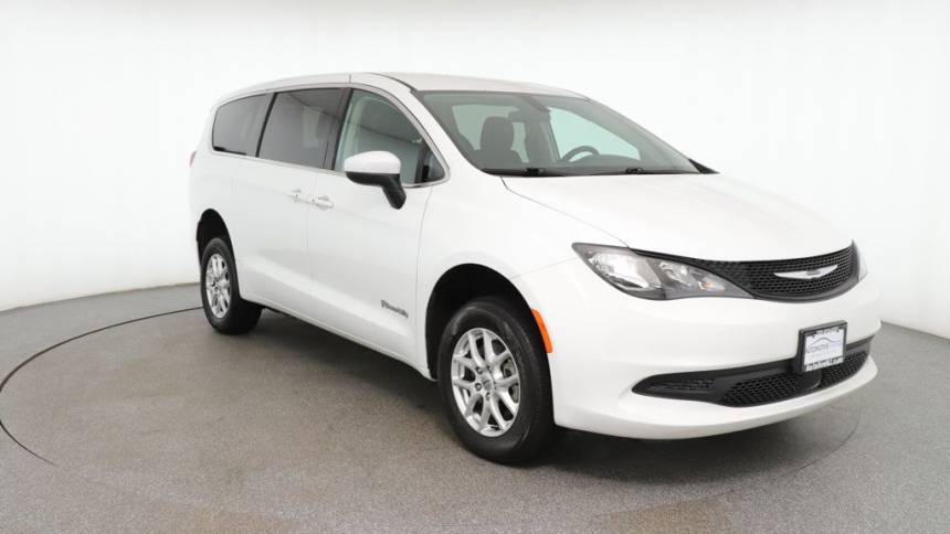 2022 chrysler voyager lx