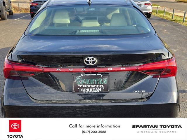 2019 toyota avalon xle