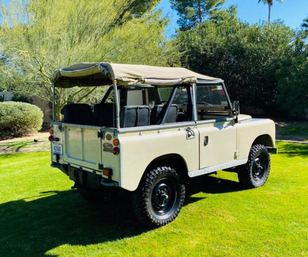 1972 land rover defender - series iia