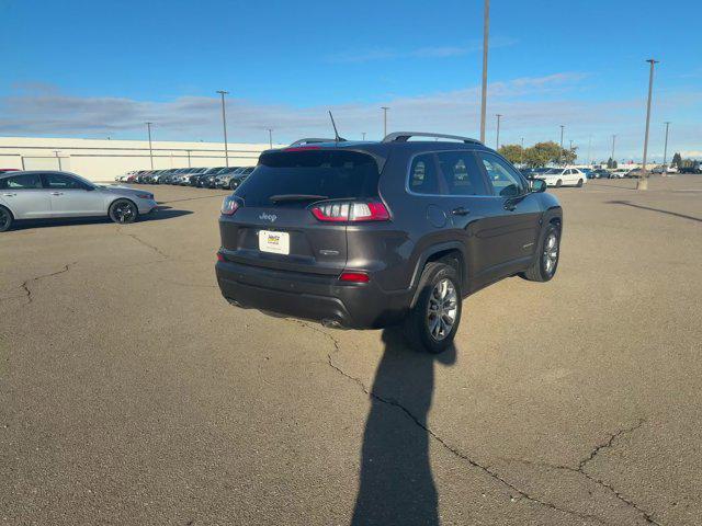 2021 jeep cherokee latitude lux
