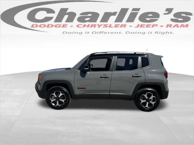 2022 jeep renegade trailhawk