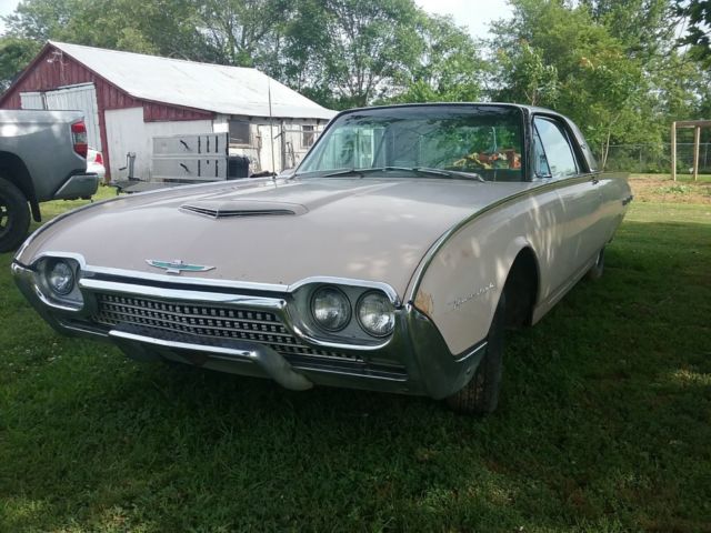1962 ford thunderbird * rust free* original condition
