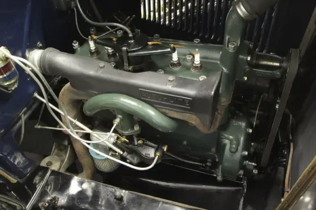 rare deluxe roadster, show quality, look underneath, runs excellent, super nice!