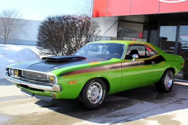 gorgeous 74 challenger 440 727 auto trans grabber green restored sure grip rear