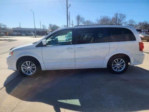 2014 dodge grand caravan sxt in olathe, kansas