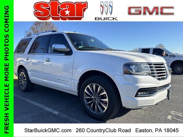 2015 lincoln navigator base