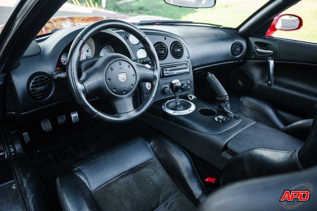 2004 dodge viper srt10
