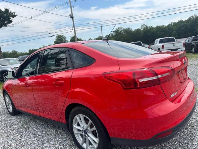 2016 ford focus se