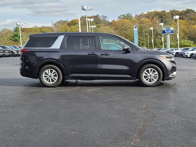2024 kia carnival lx