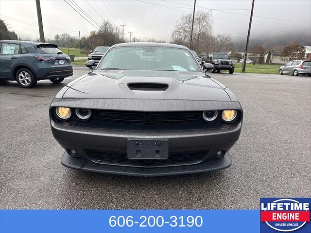 2022 dodge challenger gt