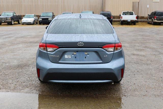 2022 toyota corolla le