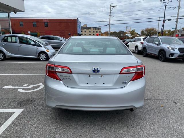 2012 toyota camry hybrid le