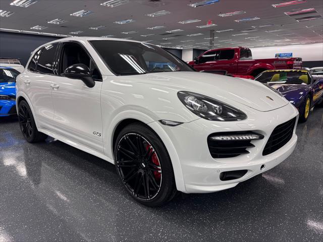 2014 porsche cayenne gts