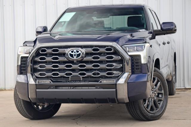 2023 toyota tundra hybrid platinum