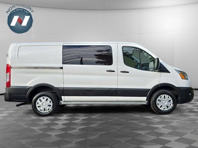 2022 ford transit-250 base
