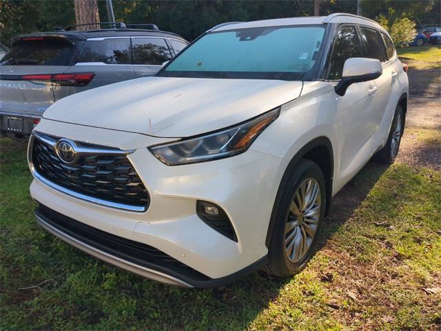 2021 toyota highlander platinum