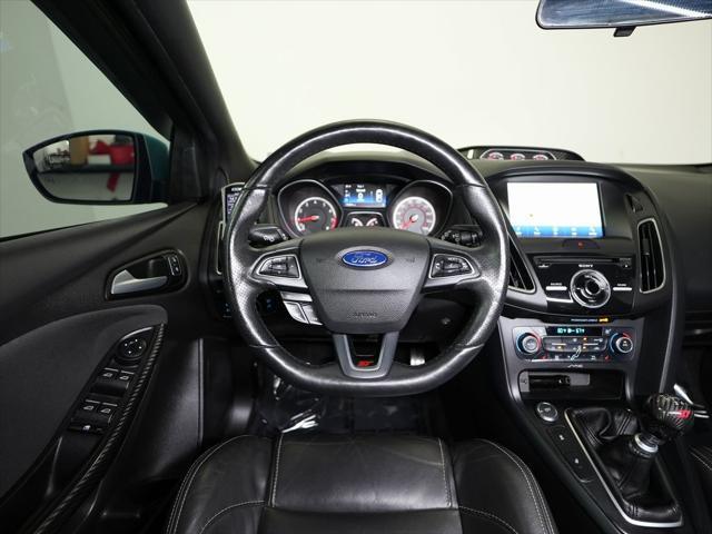 2016 ford focus st