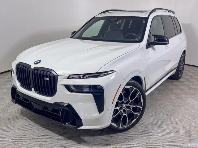 2023 bmw x7 m60i