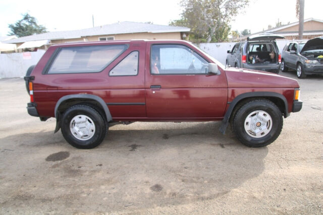 1988 nissan pathfinder se v6 3.0l automatic no reserve